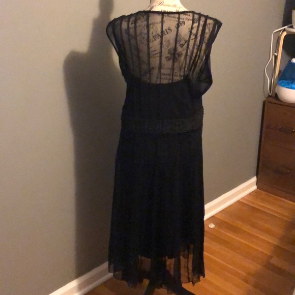 Black Lace & Beaded Cocktail Dress - Picture 2 of 8